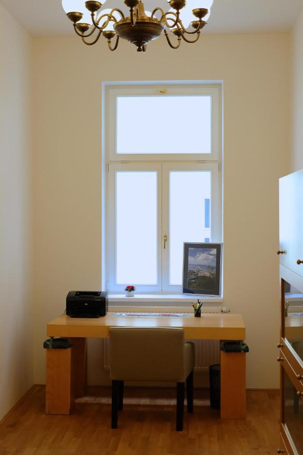 Kolonada Luxury 3 Bedroom Apartment Manes Mariánské Lázně Eksteriør bilde